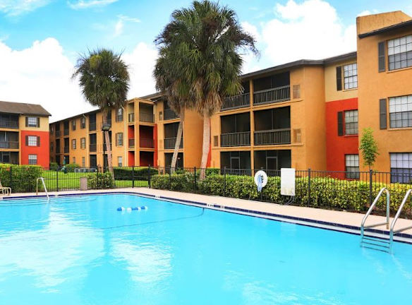 Westshore Crossing Apartments For Rent - Tampa, FL | Rentals.com