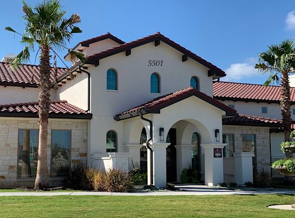 Eastridge Apartments For Rent - Del Valle, TX | Rentals.com