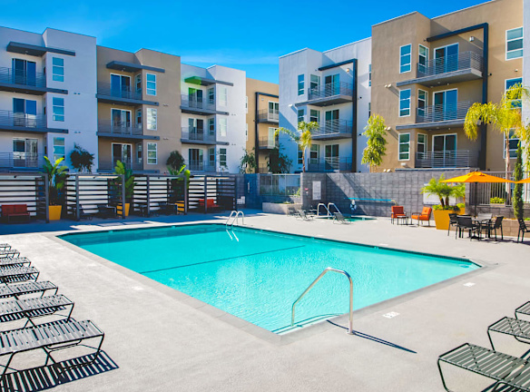 SHERMAN CIRCLE Apartments For Rent Van Nuys, CA