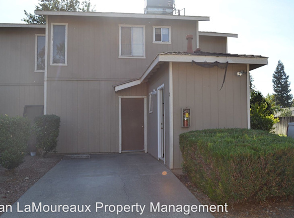 450 Thomas St Woodland Ca 95776 Home For Rent Rentals Com