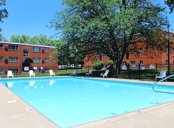 Crown Court Apartments For Rent Florence Ky Rentals Com