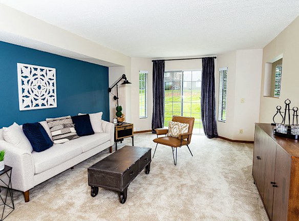Mequon Trail Townhomes Apartments For Rent - Mequon, WI ...