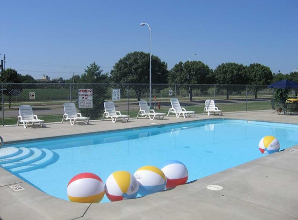 Ashley Square Apartments For Rent Lincoln Ne Rentals Com