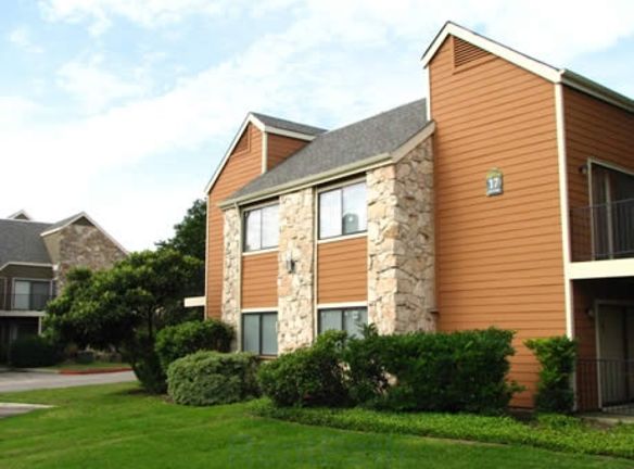 Simple Apartments Near Heb College Station for Small Space