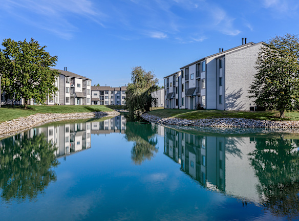 Lakeside Crossing At Eagle Creek Apartments For Rent