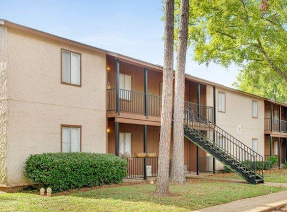 Chateau Royale Apartments For Rent - Alexandria, LA ...