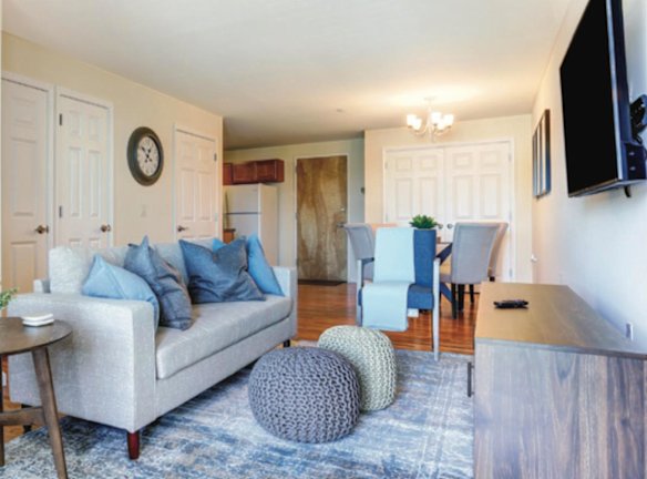 Gillette Towers 55 Apartments For Rent - Sayreville, NJ | Rentals.com