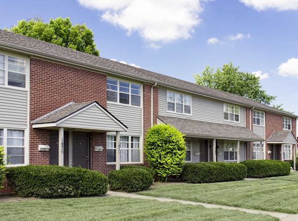 Columbus Crossing Townhomes Apartments For Rent Columbus