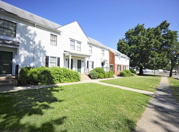 Unique Apartments Near Chippenham Hospital Richmond Va with Luxury Interior Design