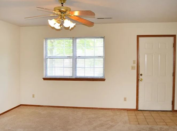 Rock Quarry Village Juniper Ridge Apartments For Rent