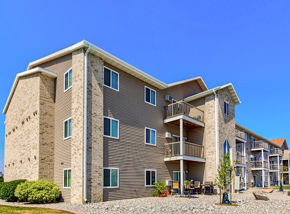 Country Meadows Apartments For Rent Fargo, ND
