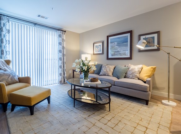 Residences At Riverwalk Apartments For Rent Manchester