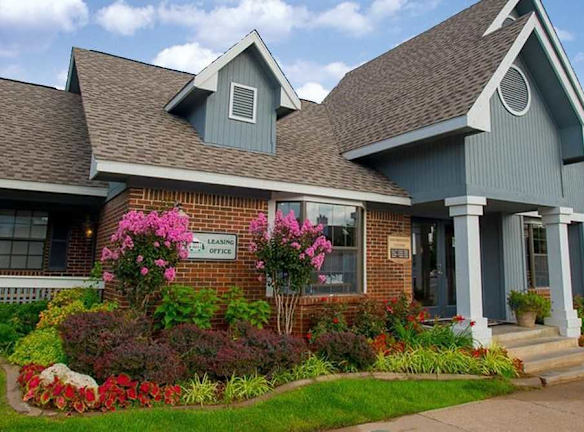 Greens Of Bedford Apartments For Rent Tulsa Ok