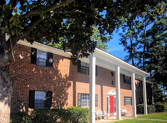 Colony Square Apartments For Rent - Hanahan, SC | Rentals.com