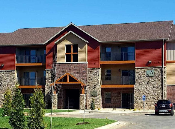 Unique Apartments For Rent At Navins Springfield for Large Space