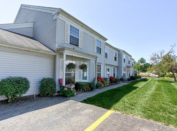 Windsor Park Estates Apartments For Rent - Copley, OH | Rentals.com