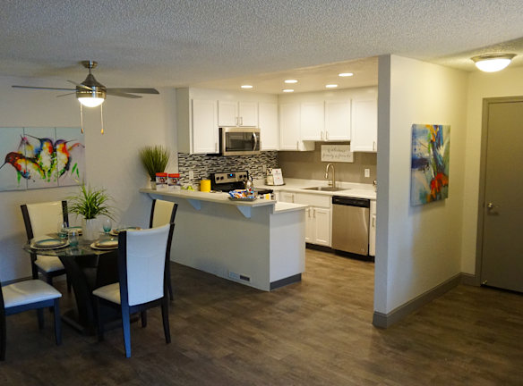 Lakeridge Living Apartments For Rent Reno Nv Rentals Com