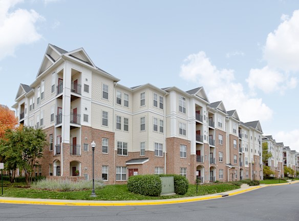 The Point At Herndon Apartments For Rent Herndon, VA