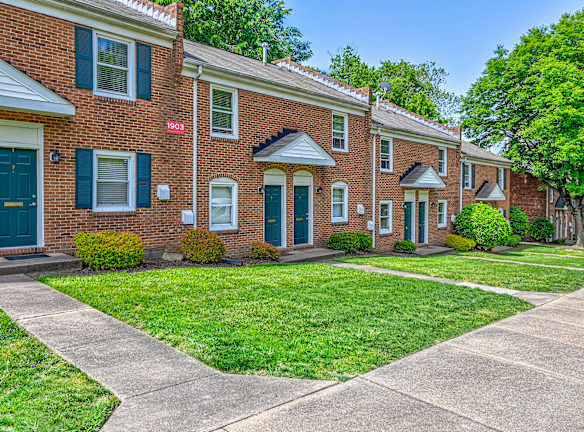 New Apartments And Townhomes For Rent In Norfolk Va with Modern Garage