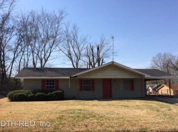 495 W Hill Dr Jackson Ms 39209 Home For Rent Rentals Com