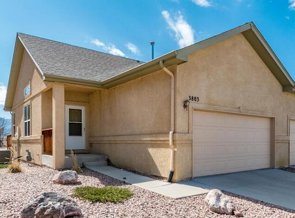 3803 Venice Grove Colorado Springs Co 80910 Home For