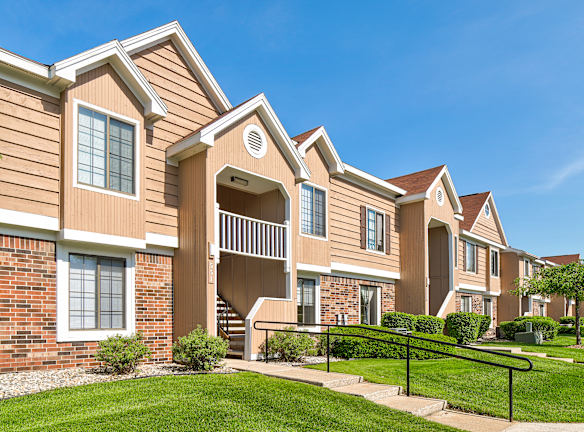 New Arbor Lake Apartments Grand Rapids for Small Space