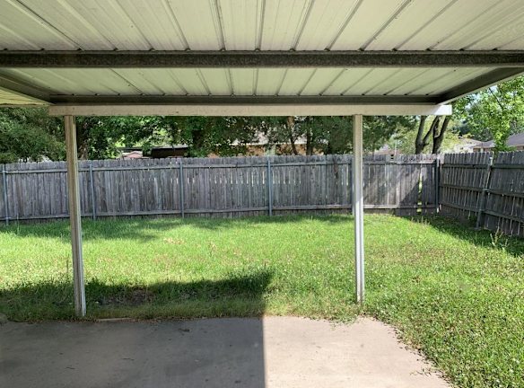 717 Bradley St Lake Charles La 70607 Home For Rent
