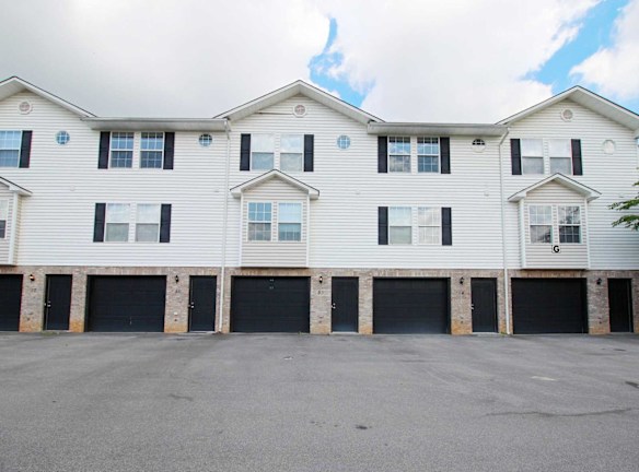 Swadley Park And Creekside Village Apartments For Rent