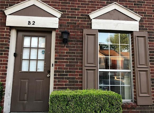 10500 Lake June Rd Apt B2 Dallas Tx 75217 Home For Rent