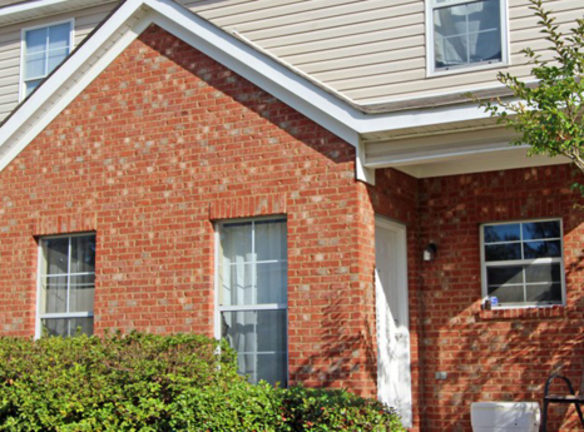 Pine Creek Town Homes Apartments For Rent Hattiesburg