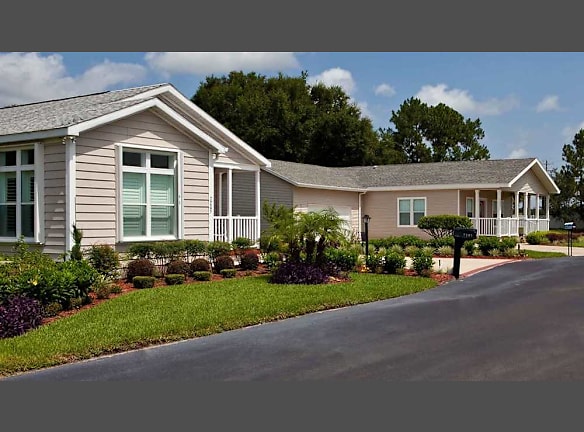 Woodlands At Church Lake Apartments For Rent Groveland