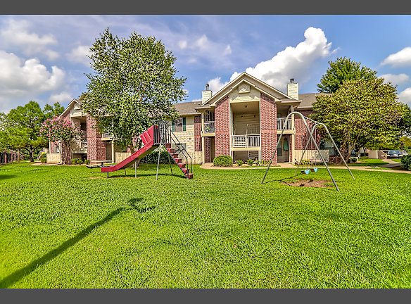 Chapel Ridge of Shawnee Apartments For Rent Shawnee, OK