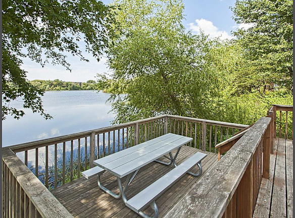Lake Cove Village Apartments For Rent Inver Grove