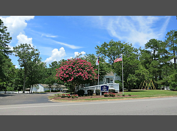 Willow Run Apartments For Rent Fayetteville Nc