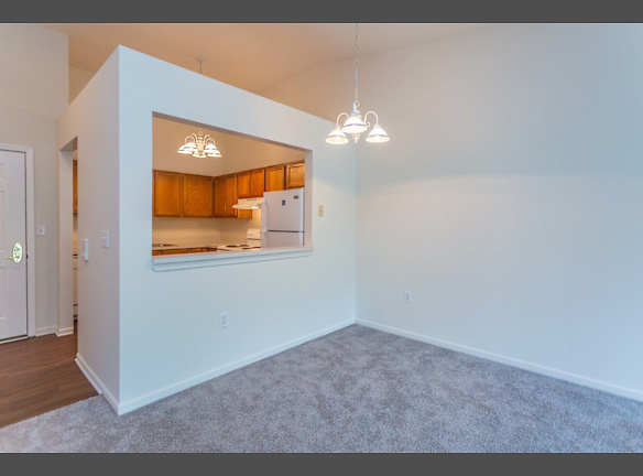 Traditions At Arbor Glen Apartments For Rent Twinsburg