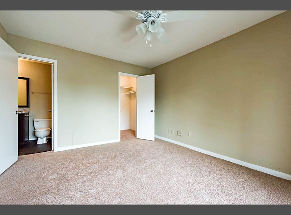 The Fairway At Bellevue Apartments For Rent Richmond Tx