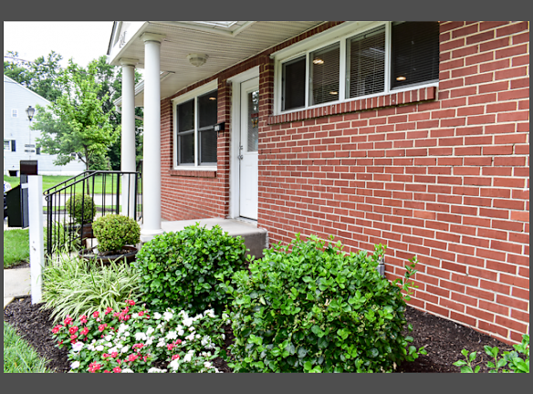 Chesapeake Village Apartments For Rent Middle River Md