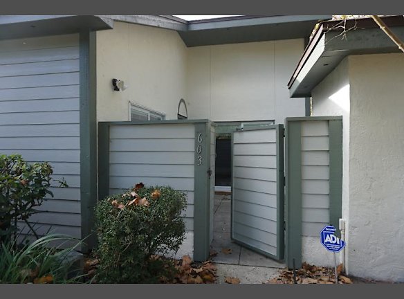 603 Courageous Court Atlantic Beach Fl 32233 Home For