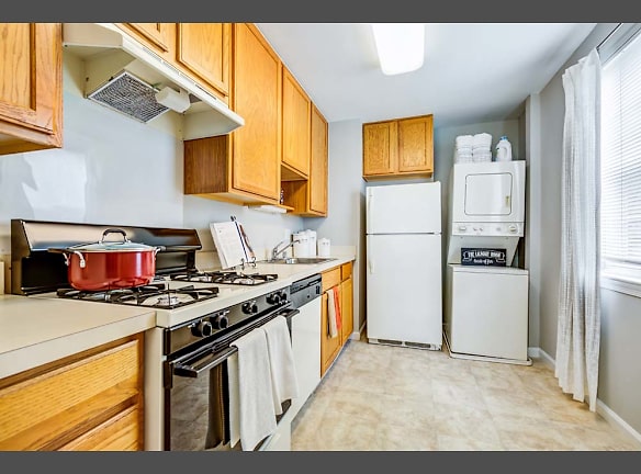 Howard Crossing Apartment Homes For Rent Oella Md