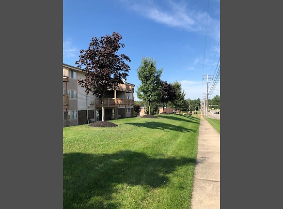 Royalwood Apartments Apartments For Rent Rentals Com