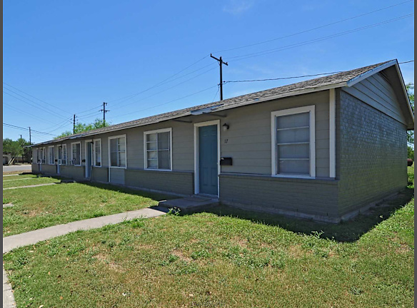 Quail Ridge Apartments For Rent Kingsville Tx Rentals Com