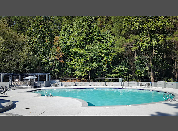 The Emerson 1600 Apartments For Rent Smyrna Ga