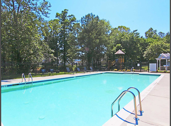The Townes At Jones Run Apartments For Rent Newport News