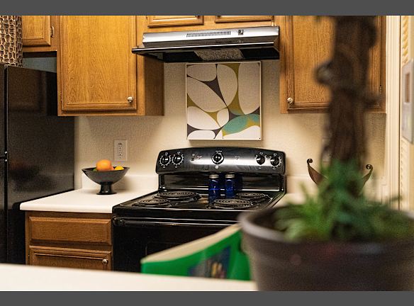 Lake Village North Apartments For Rent Garland Tx