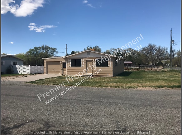327 Dr Grand Junction, CO 81503 Home For Rent