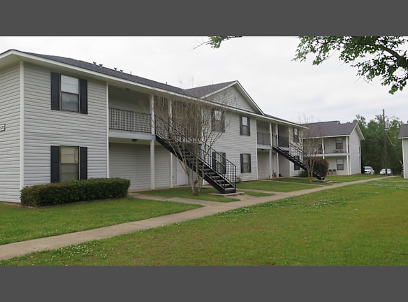 Village Green Apartments For Rent Ruston La Rentals Com