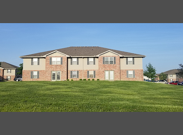 Heartland Village Apartments For Rent Normal Il