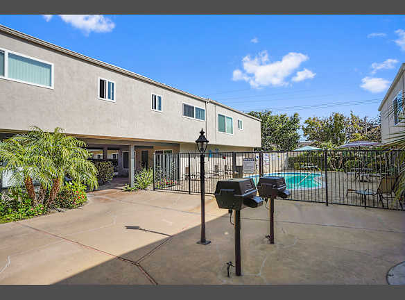 Lamplighter Apartments For Rent Huntington Beach Ca