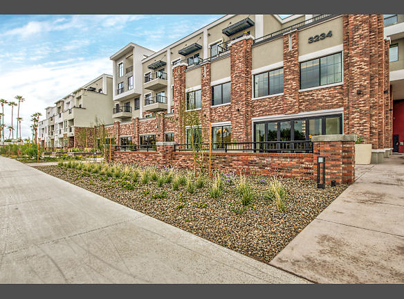 The Griffin Apartments For Rent Scottsdale Az Rentals Com