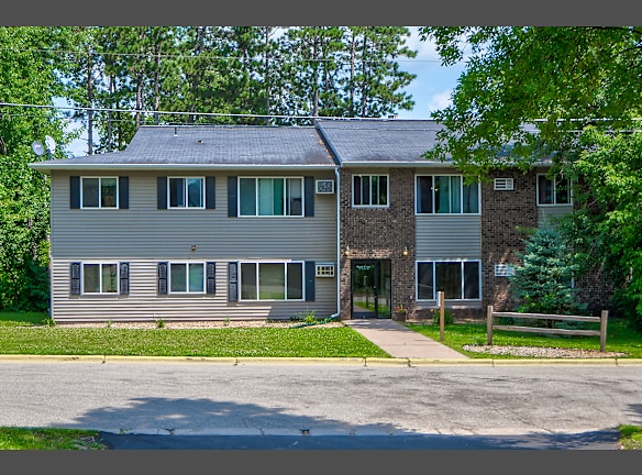Maple Court Apartments For Rent Forest Lake Mn